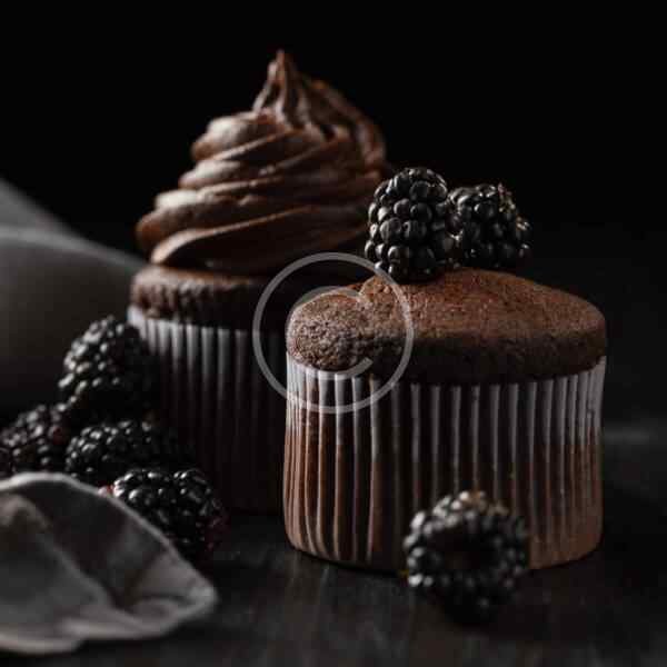 Chocolate blackberry cupcakes